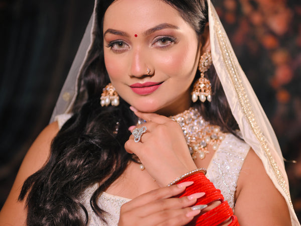 Saniya Makeup Artist – Makeup Services in Gaurella