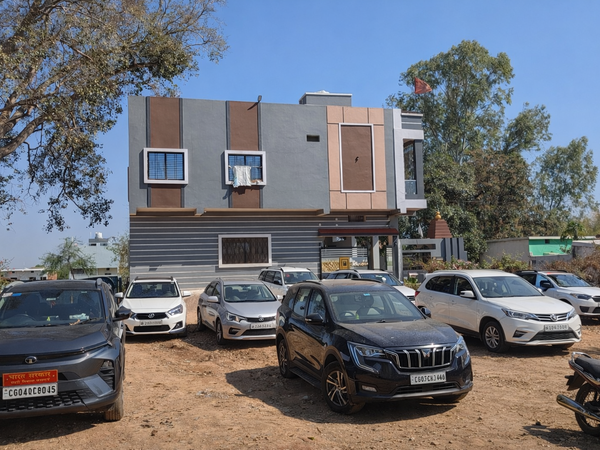 Tiwari Taxi Service – Taxi in Gaurella