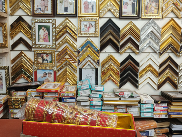 Gallery – Photo Frames Display