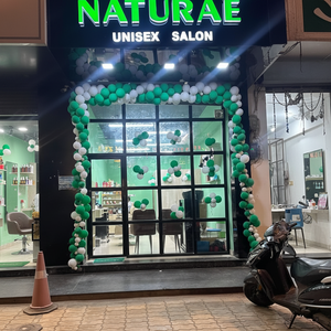 Naturae' Unisex Salon – Full Square